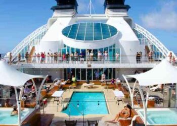 6 Star Cruises - The Expert Guide To Ultra Luxury Cruising